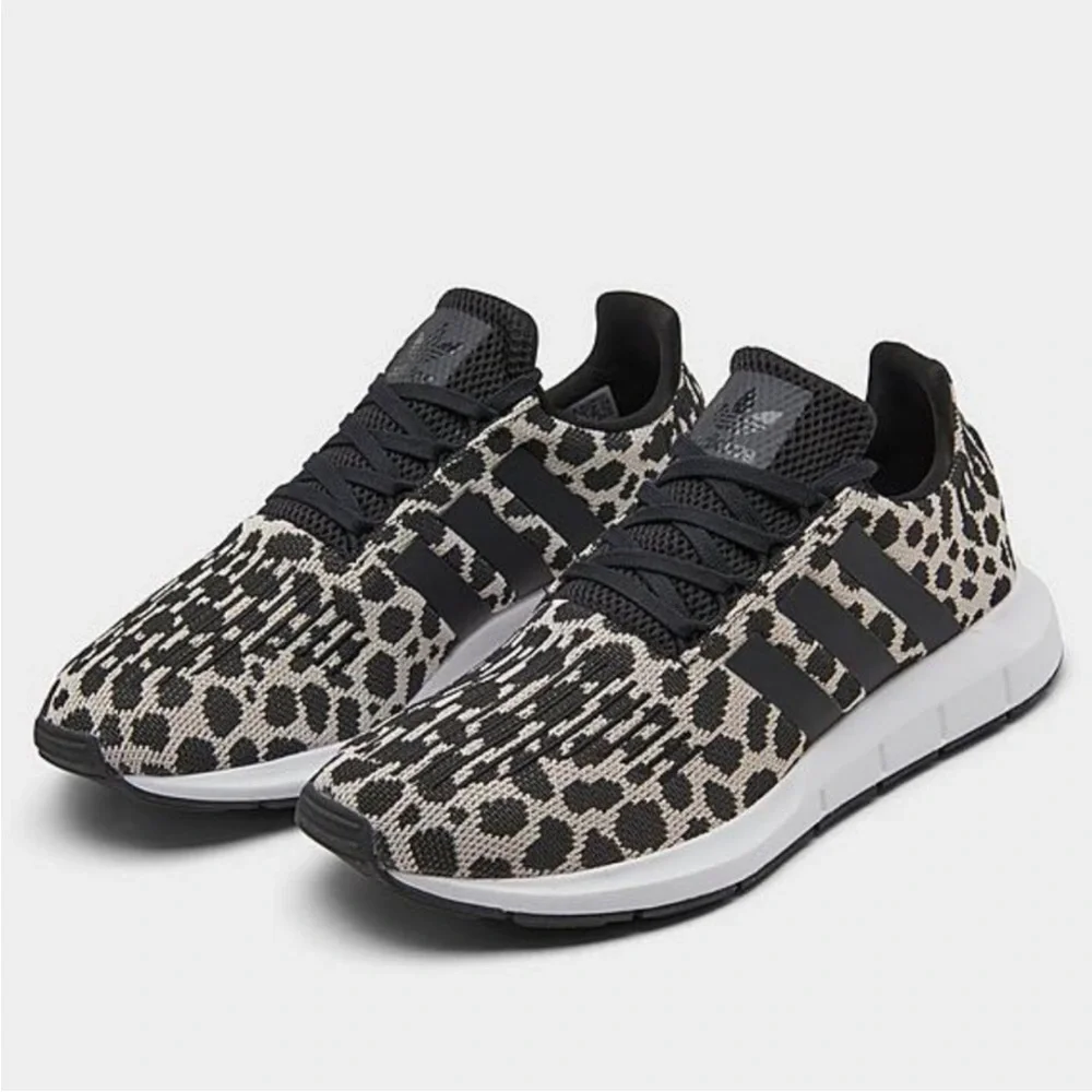 ADIDAS Originals Women's Swift Run Shoes
